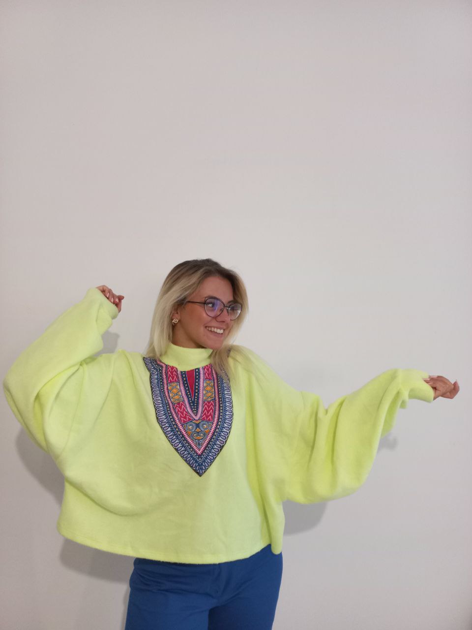 FELPA DONNA OVERSIZE CON STAMPA ANGELINA